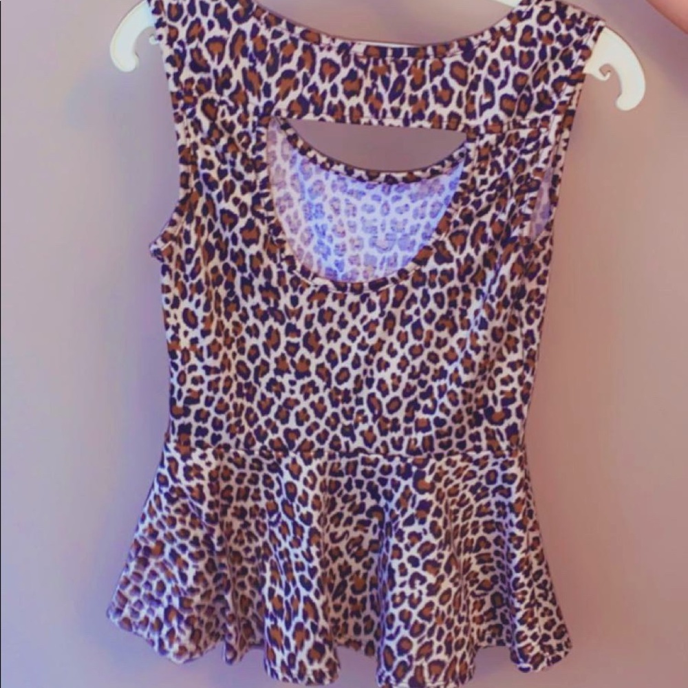 leopard print peplum top - Picture 2 of 4